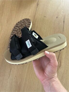 SUICOKE - NWOT - MOTO-CAB-ECO BLACK BEIGE